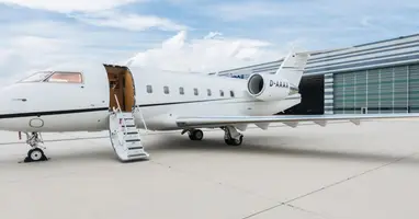 Challenger 604