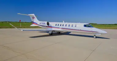 Learjet 75