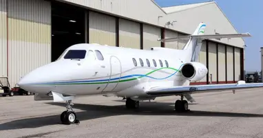 Hawker 700A