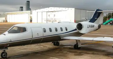 Learjet 35