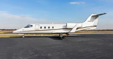 Learjet 55