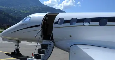 Phenom 300