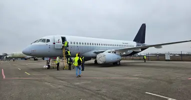 Sukhoi SuperJet 100-95B