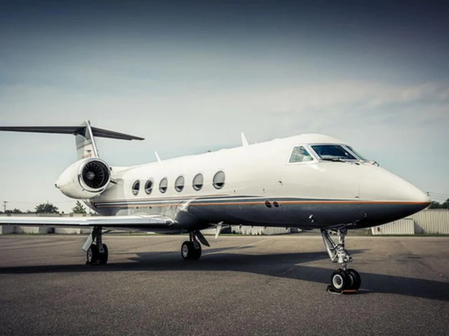N380CR — photo