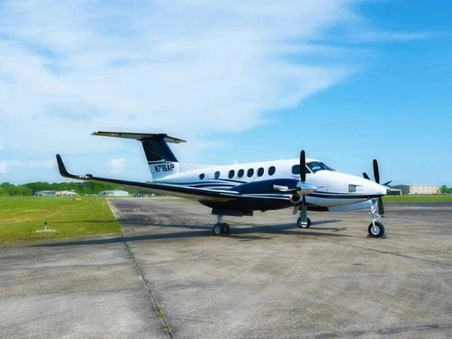 N716AP — photo