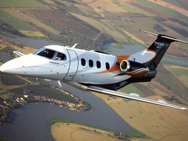 Phenom 100E — photo