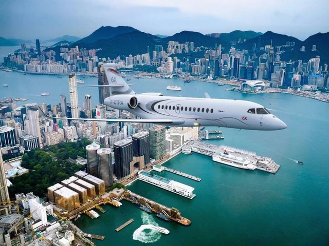 Falcon 6X — photo