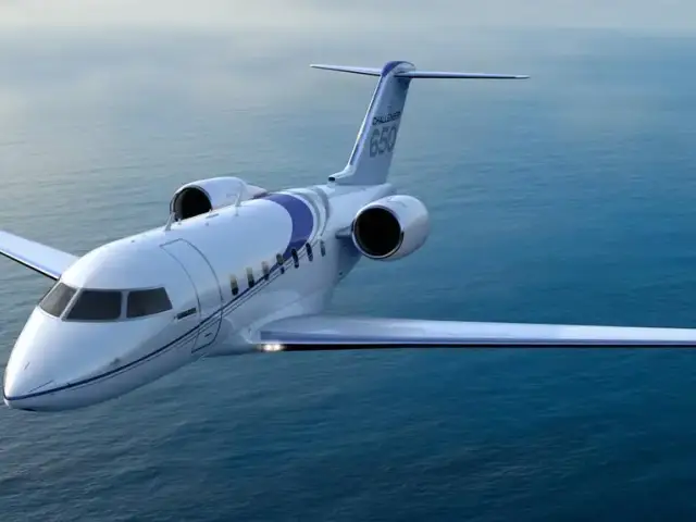 Challenger 650 — photo