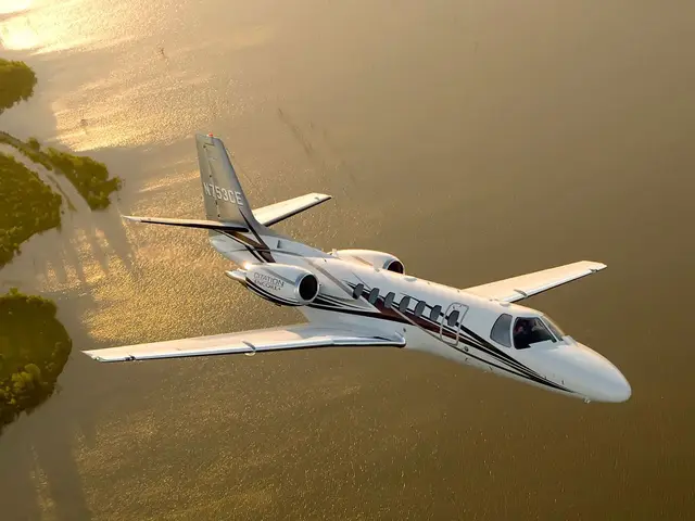 N764JS — photo