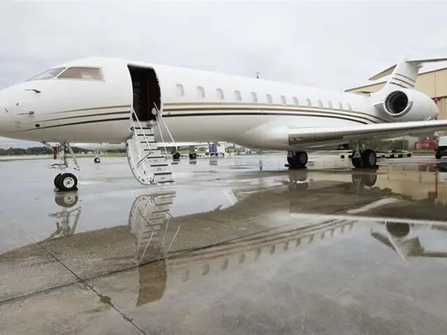 N83WG — photo