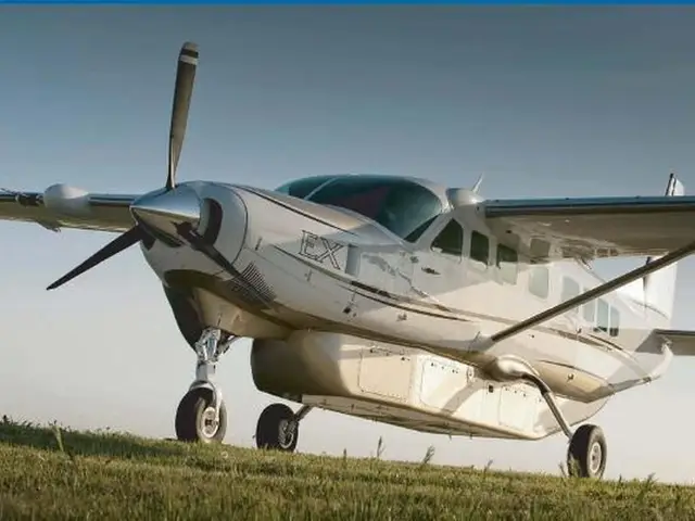 Все фото Cessna CE-208 Caravan 1
