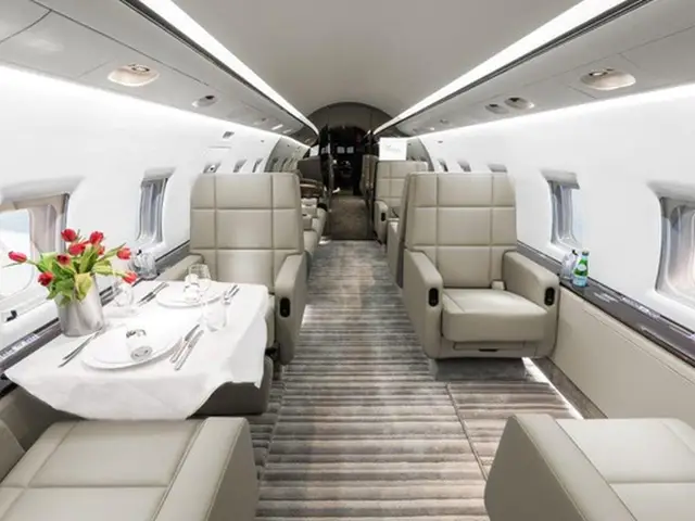 Bombardier Challenger 604 D-AAAX — private jet charter, price | JETVIP