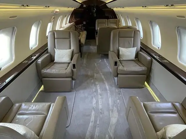Bombardier Challenger 605 9H-AZZA — private jet charter, price