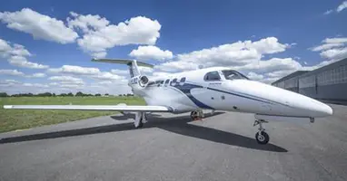 Phenom 100