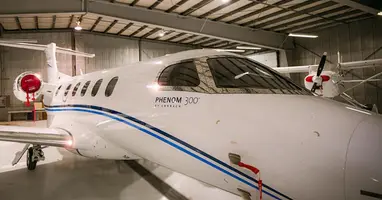 Phenom 300