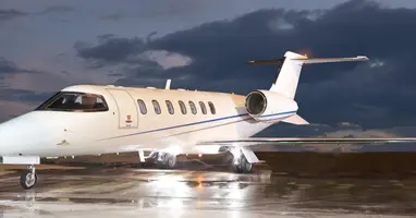Learjet 40