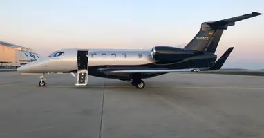 Phenom 300