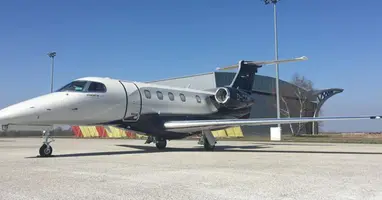 Phenom 300