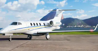 Phenom 300