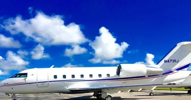 Challenger 604