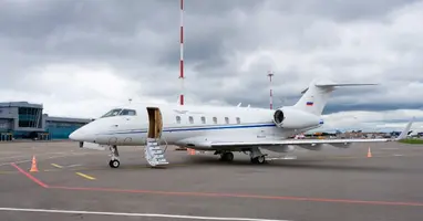 Challenger 300