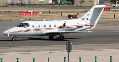 Hawker 400XP