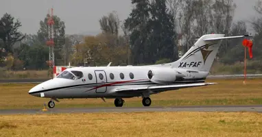 Hawker 400A