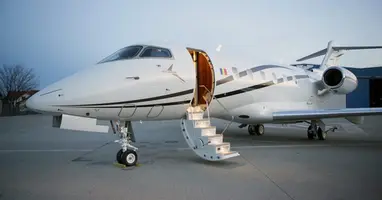 Challenger 300