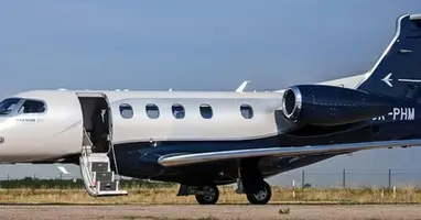Phenom 300
