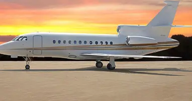 Falcon 900B