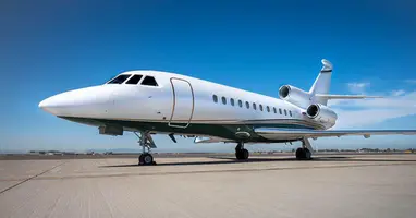 Falcon 900B