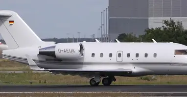 Challenger 604