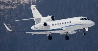 Falcon 900 LX