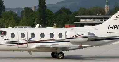 Hawker 400XP