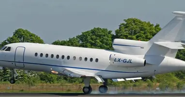 Falcon 900 LX