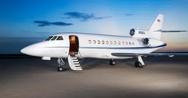 Falcon 900B