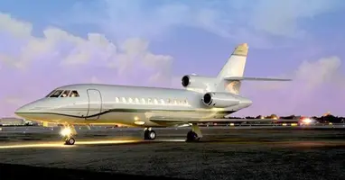 Falcon 900B