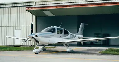 Cirrus SR 22