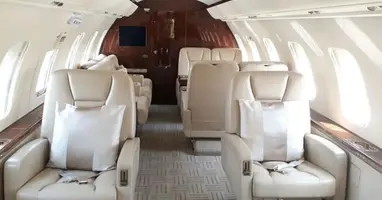 Challenger 605