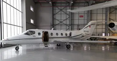 Hawker 400A