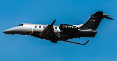 Phenom 300