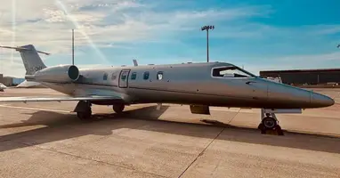 Learjet 40