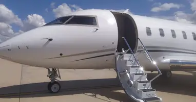 Challenger 605