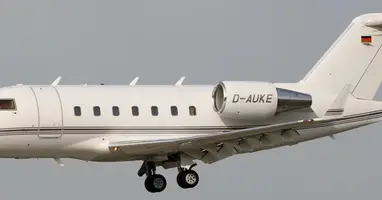 Challenger 604
