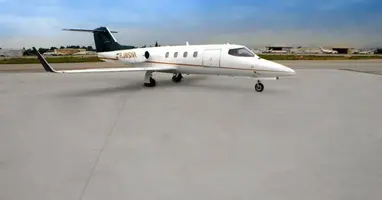 Learjet 28