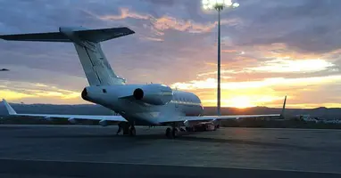 Challenger 300