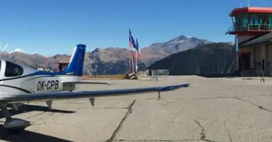 Cirrus SR 22