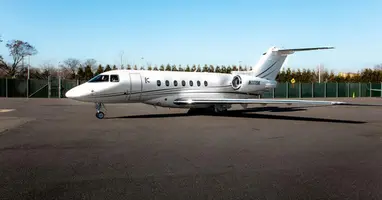 Hawker 4000