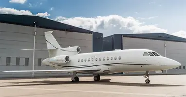 Falcon 900B