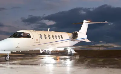 Learjet 40